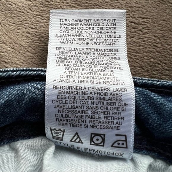 Kensie Jeans with Flower  Embroider Skinny Jeans Size 8 - Picture 10 of 11